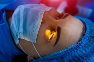 cirugía oftalmológica en Valencia - láser